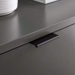 Studio Copenhagen Commode haute Harma - Gris foncé -Luxe Intérieur Magasin 1000007066 200402 18274400009 DETAILS P000000001000007066