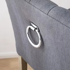 Maison Belfort Chaise de bar Nola - Tissu - Chêne massif - Gris foncé / Chêne foncé -Luxe Intérieur Magasin 1000008130 210301 11225600003 DETAILS P000000001000008130