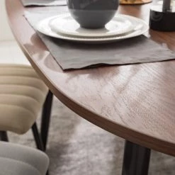 Mørteens Table Gjora II - Partiellement en hévéa massif - Imitation noyer -Luxe Intérieur Magasin 1000123457 200325 14502600010 DETAILS P000000001000123457