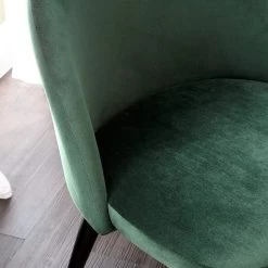 Jack & Alice Chaises capitonnées Jacklin (lot de 2) - Verre / Métal - Noir - Vert -Luxe Intérieur Magasin 1000123763 190326 11242900004 GALLERYIMAGES P000000001000123763