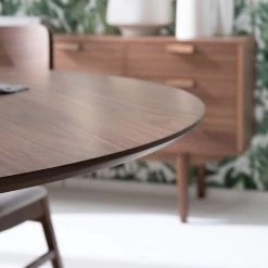 Mørteens Table Olson - Partiellement en hévéa massif - Noyer -Luxe Intérieur Magasin 1000124055 190404 14122700005 GALLERYIMAGES P000000001000124055