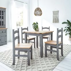 Maison Belfort Table Finca Rustica I - Pin massif - Pin gris - 80 x 80 cm -Luxe Intérieur Magasin 1000178046 200603 16035600017 MOOD DETAILS P000000001000178046 mood