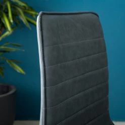 Mørteens Chaises cantilever Lylen (lot de 2) - Imitation cuir / Acier - Noir - Bleu vintage -Luxe Intérieur Magasin 1000205096 201118 12545100003 DETAILS P000000001000205096