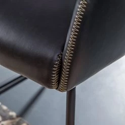 Red Living Chaise à accoudoirs Urbes - Imitation cuir / Fer - Noir / Noir -Luxe Intérieur Magasin 1000240179 210115 08050300051 DETAILS P000000001000240179