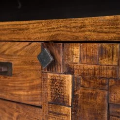 Wolf-Möbel Buffet Bazac - Avec éclairage - Acacia massif - Acacia / Gris foncé -Luxe Intérieur Magasin 1000243213 220314 060 DETAILS P000000001000243213