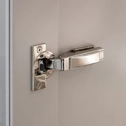 GWINNER Vitrine Bellano - Placage en bois véritable - Mat blanc / Chêne de poutre - Butoir à gauche - Sans éclairage -Luxe Intérieur Magasin 1000254915 210723 15200800116 DETAILS P000000001000254915