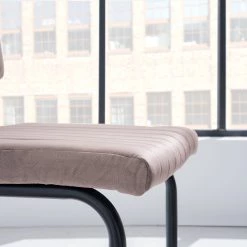 Jack & Alice Chaises cantilever Fillan (lot de 2) - Beige clair -Luxe Intérieur Magasin 1000281753 220615 130 DETAILS P000000001000281753