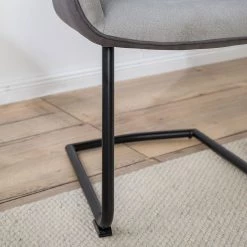 Fredriks Chaise à accoudoirs Altoona - Tissage à plat / Métal - Gris foncé et gris clair / Noir mat -Luxe Intérieur Magasin 1000285151 220819 045 DETAILS P000000001000285151