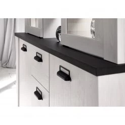 Ridgevalley Vaisselier Shutter II - Imitation pin blanc -Luxe Intérieur Magasin 1000348682 220505 022 MOOD DETAILS P000000001000348682 mood